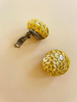 Button clip in paillettes giallo crema