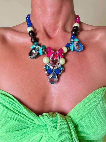 Collier con cristalli e pietre multicolor “Radà”