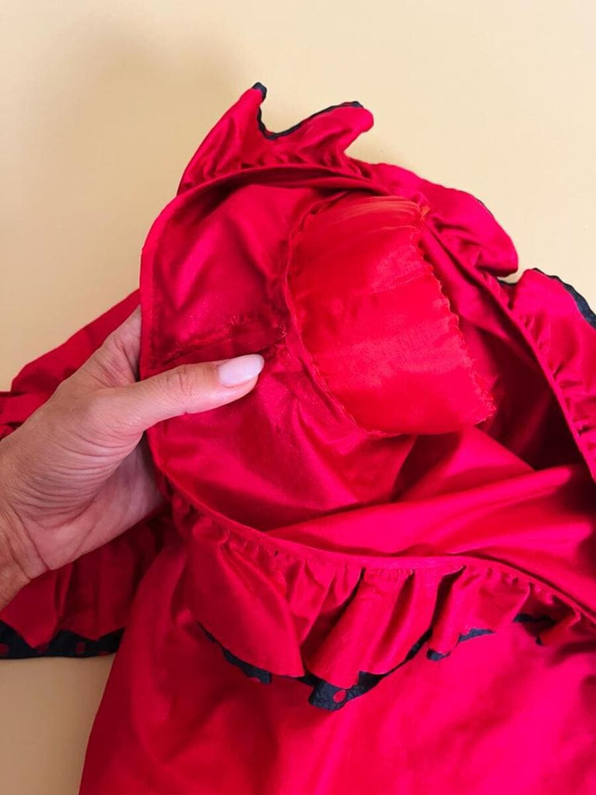 Ensemble in seta rosso e nero fantasia pois 