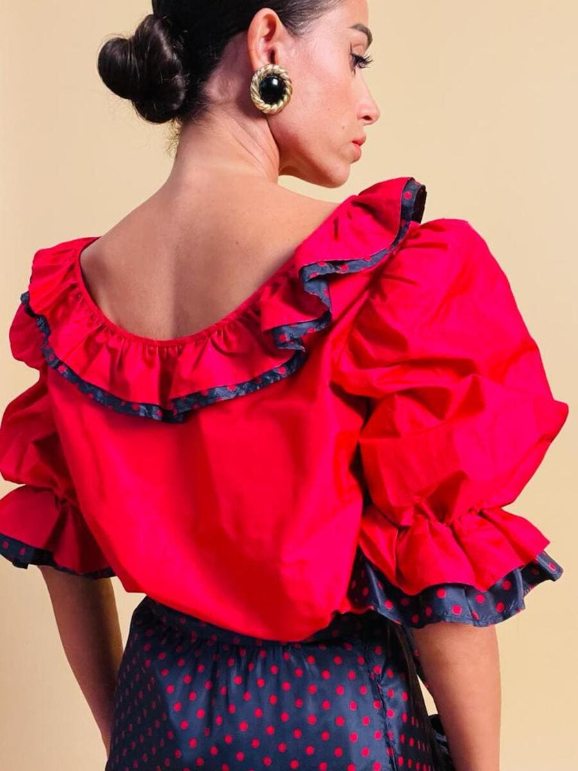 Ensemble in seta rosso e nero fantasia pois 