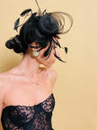 Fascinator in tulle nero e piume