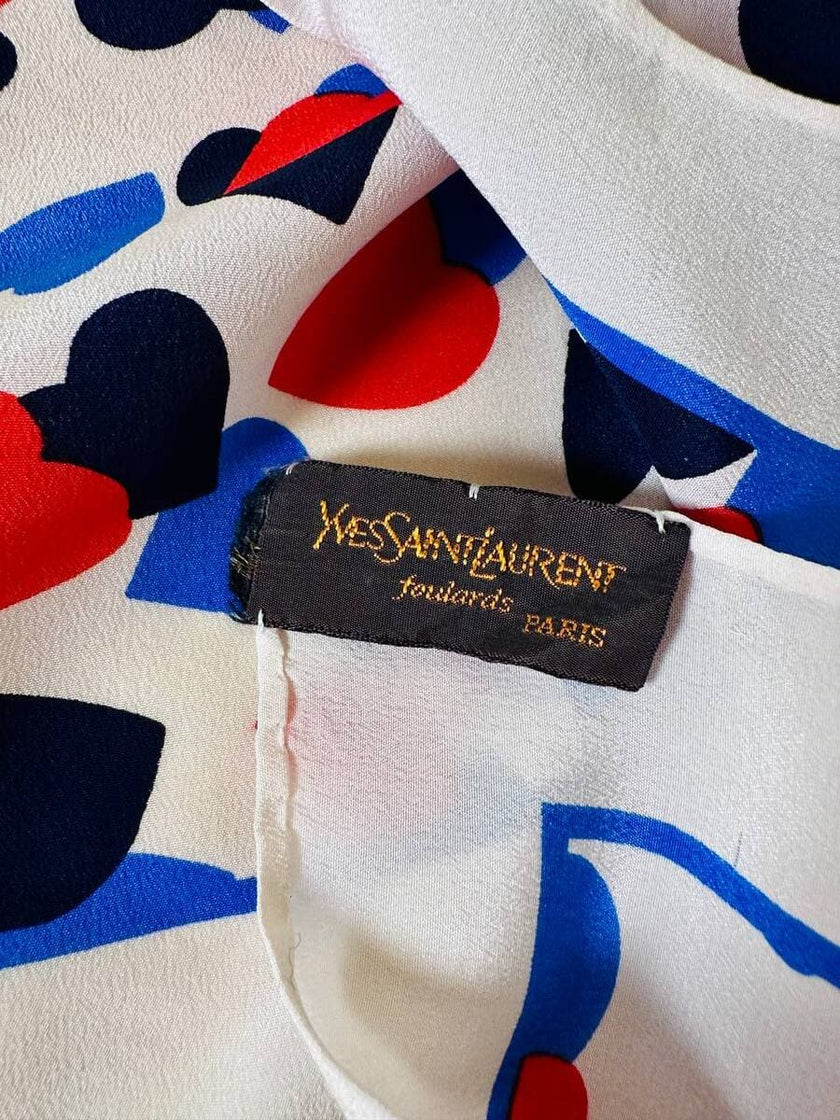 Foulard in seta fantasia cuori “Yves Saint Laurent”