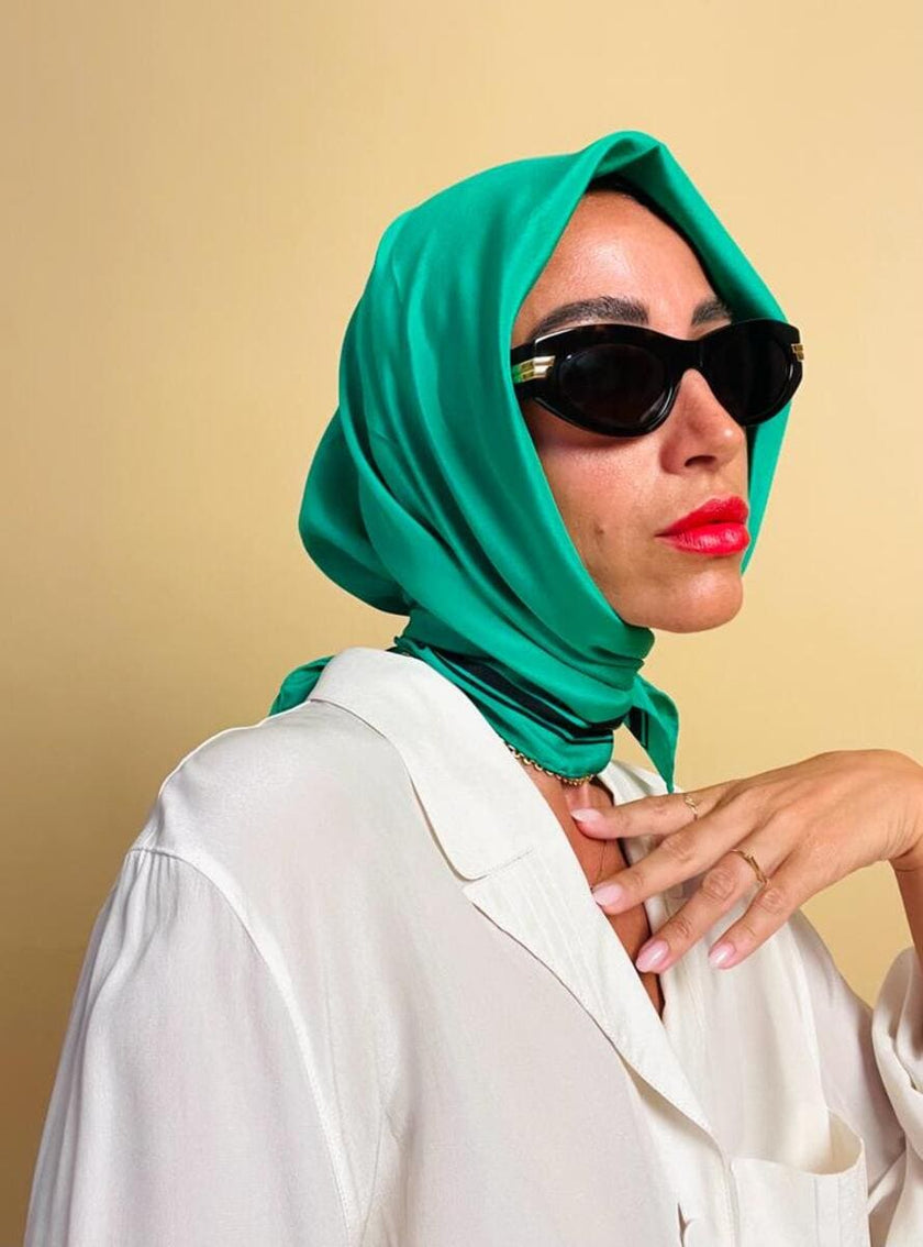 Foulard in seta verde smeraldo 