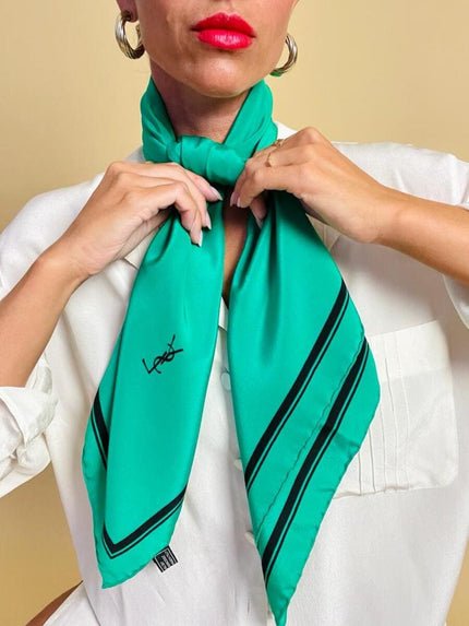Foulard in seta verde smeraldo 