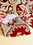 Gilet in velluto damascato con bottoni gioiello 