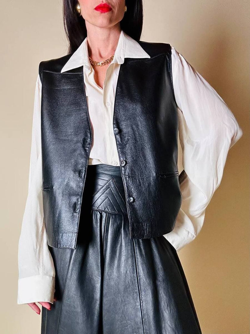 Gilet nero in pelle
