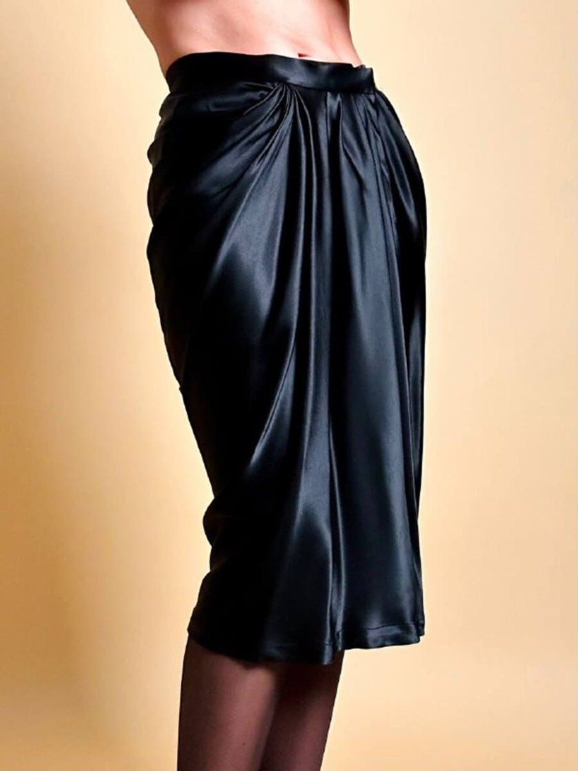 Gonna a portafoglio in raso nero drappeggiato “Yves Saint Laurent”