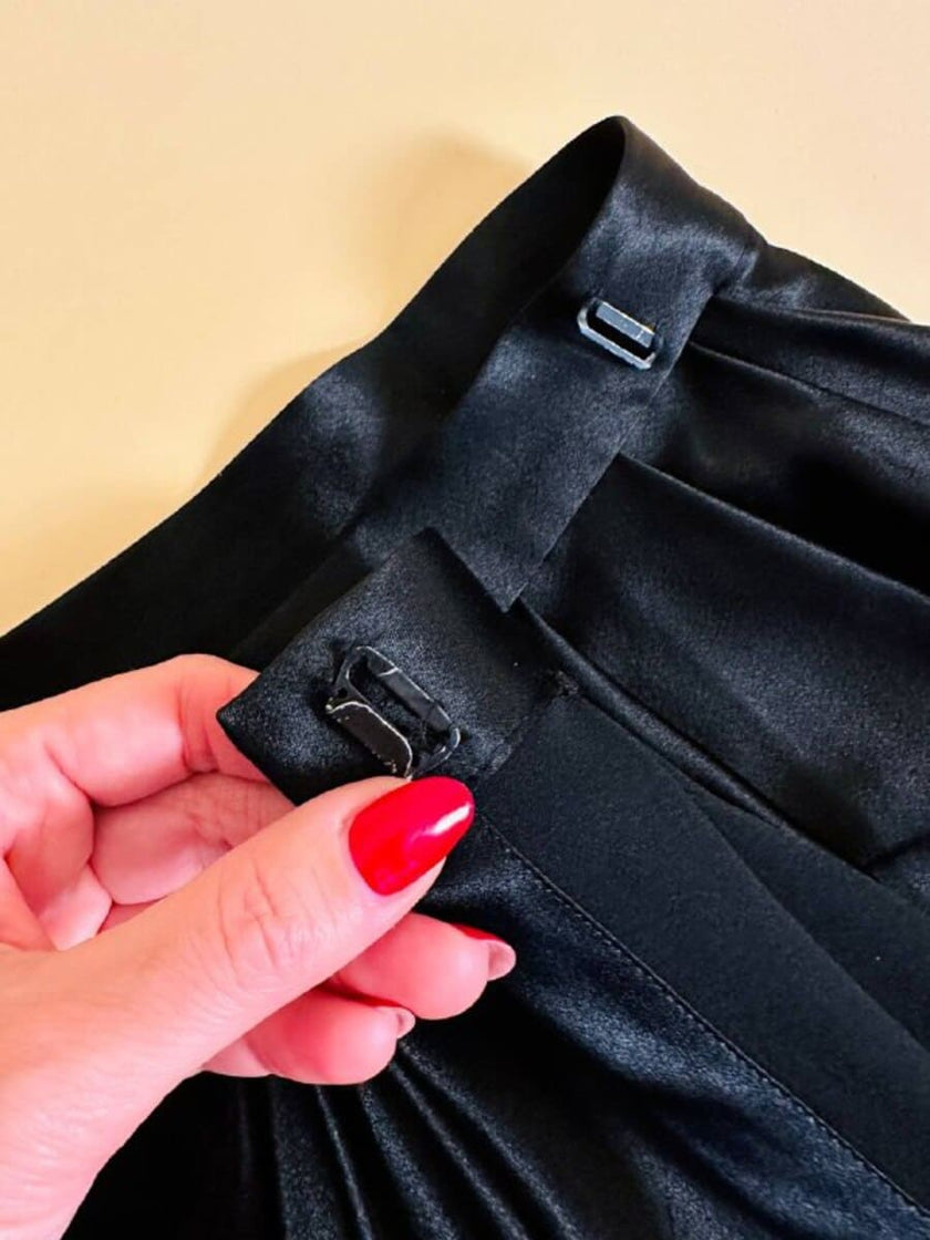 Gonna a portafoglio in raso nero drappeggiato “Yves Saint Laurent”