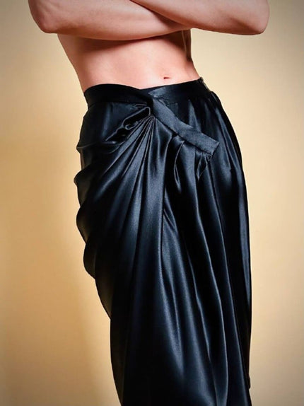 Gonna a portafoglio in raso nero drappeggiato “Yves Saint Laurent”