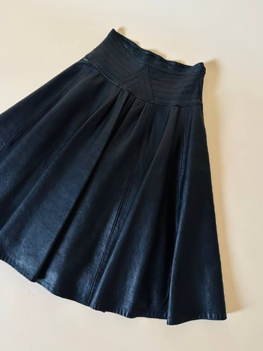 Gonna a ruota in pelle nera “Miral”