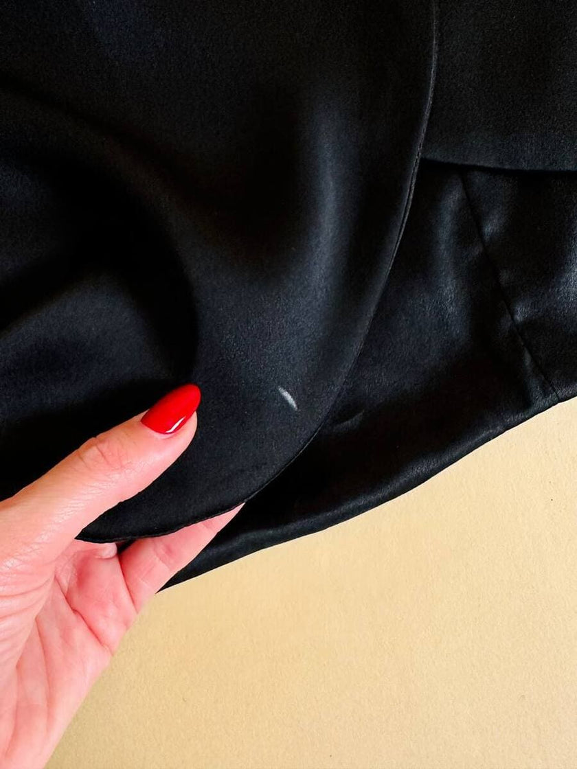 Gonna lunga in raso di seta nero “Yves Saint Laurent Rive Gauche”