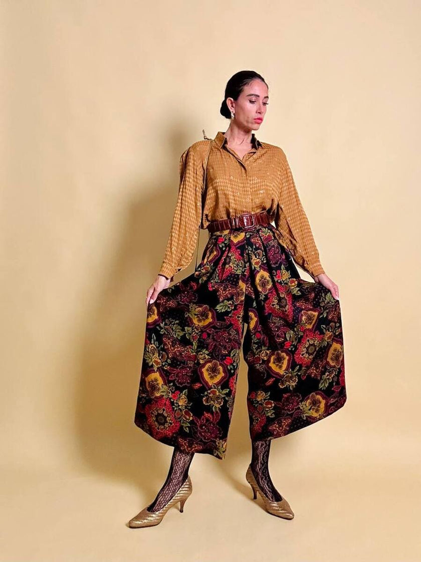Gonna pantalone in lana leggera fantasia floreale 
