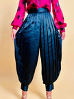 Harem pants in raso nero plissé