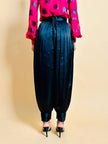 Harem pants in raso nero plissé
