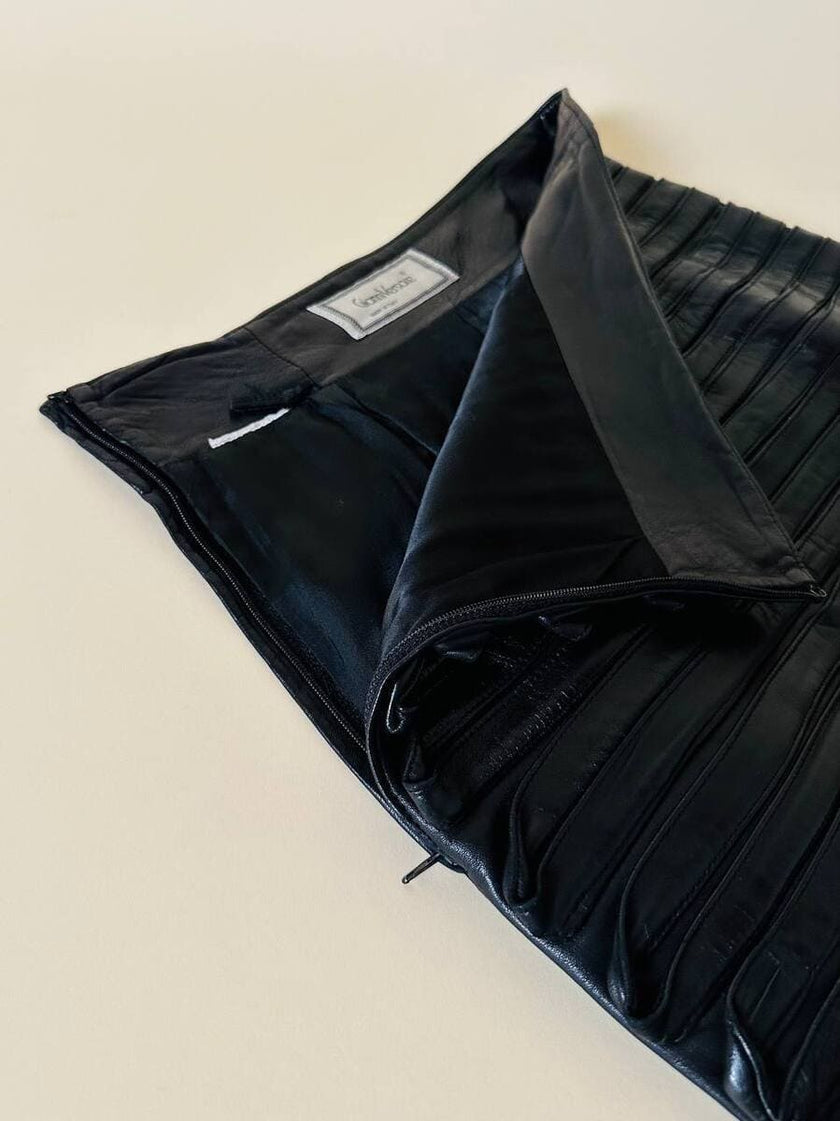 Longuette in pelle nera “Gianni Versace”