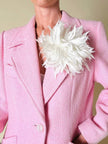 Broche/pince à plumes blanches