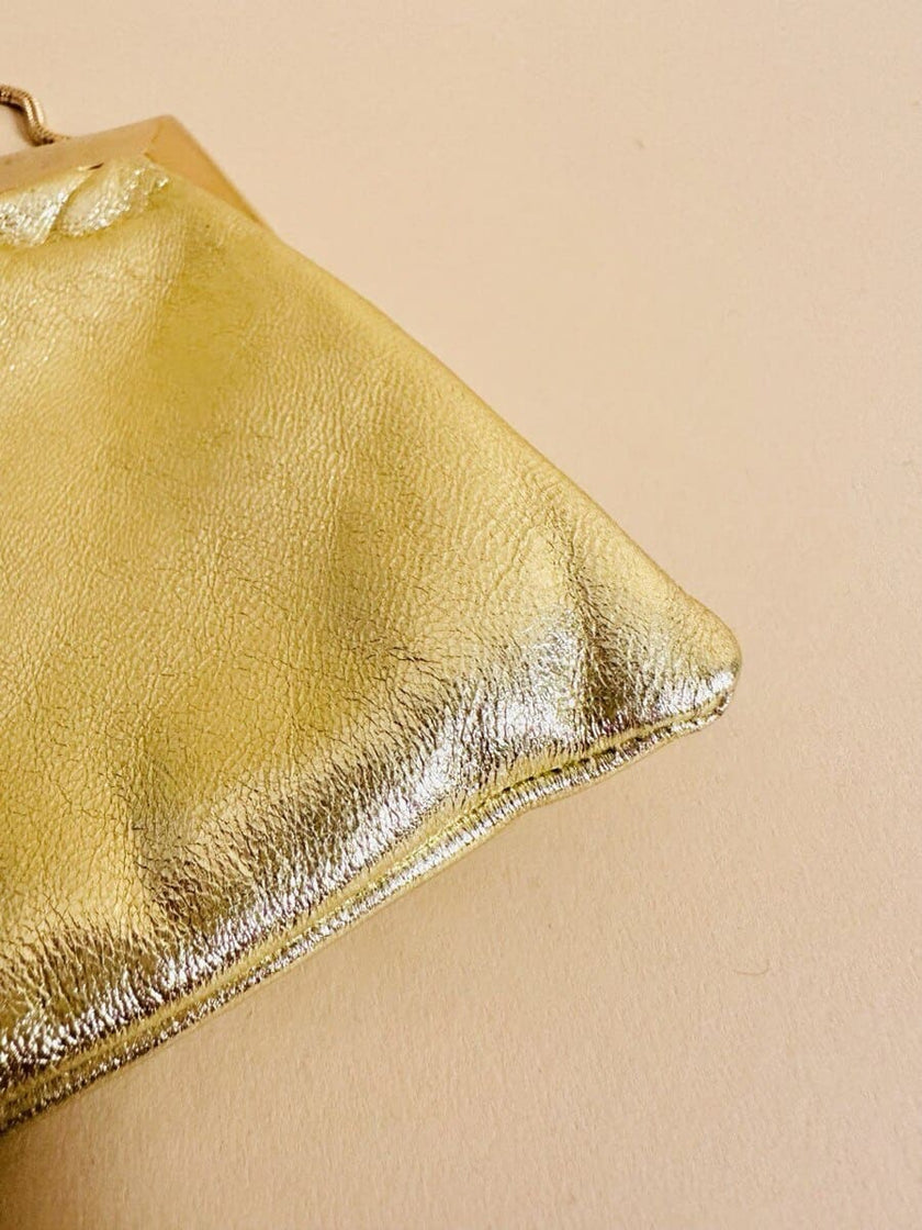 Mini bag in pelle laminata oro con specchietto incorporato