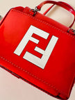 Mini bag in vernice arancione con logo in specchio argento “Fendi”