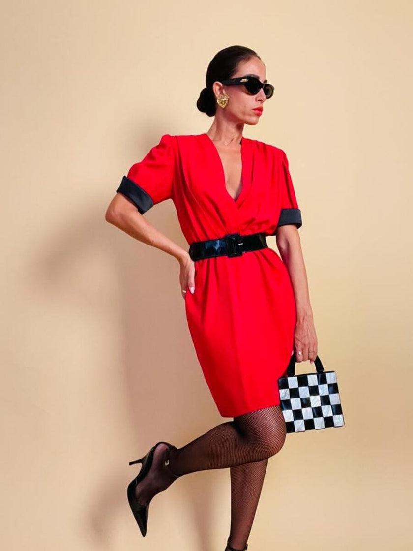 Mini dress rosso con riporti in seta nera 