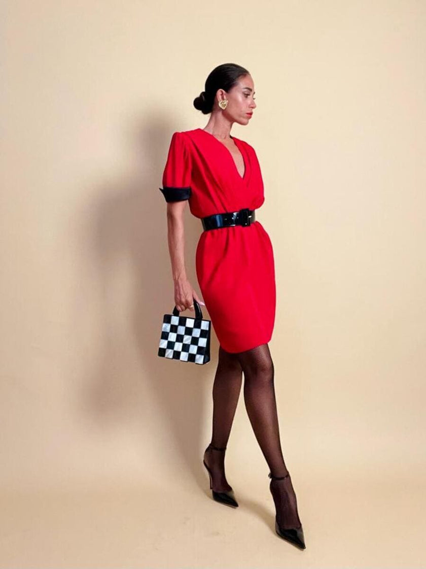 Mini dress rosso con riporti in seta nera 