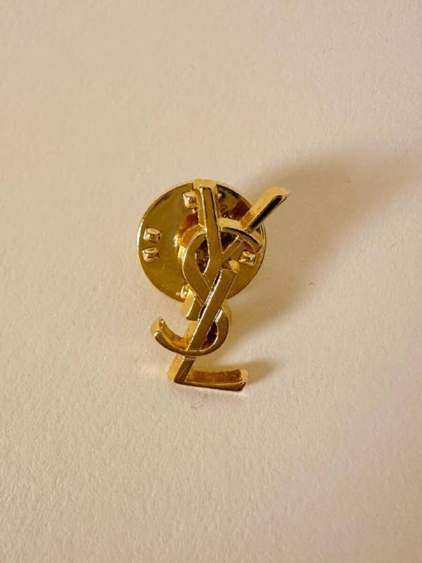 Mini spilla logo “Yves Saint Laurent”