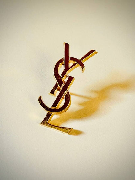 Mini spilla logo Yves Saint Laurent