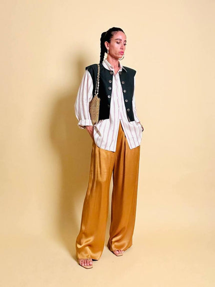 Pantalone a palazzo in cady lucido color ambra 
