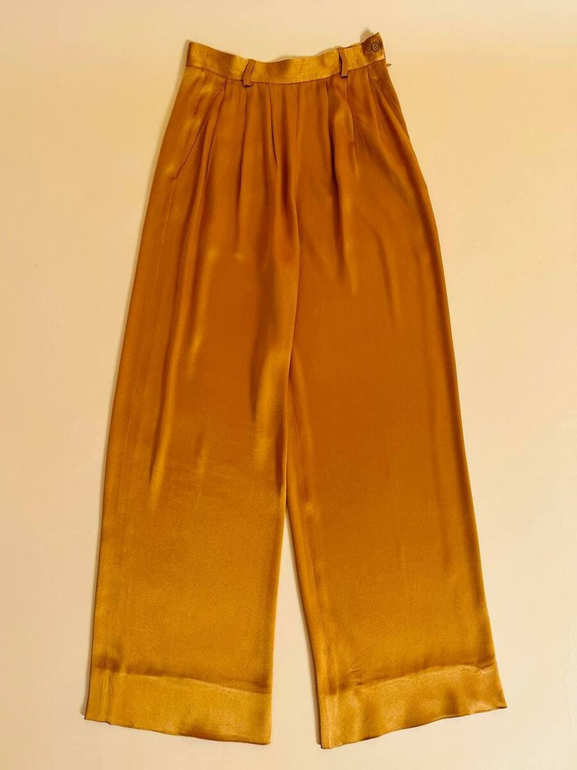 Pantalone a palazzo in cady lucido color ambra 