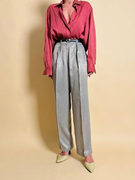 Pantalone in tessuto spinato operato con lamé oro 