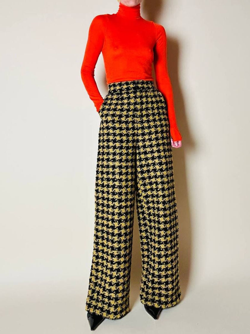 Pantalone a palazzo giallo e nero in lana bouclé fantasia pied de coque “Weili Zheng”