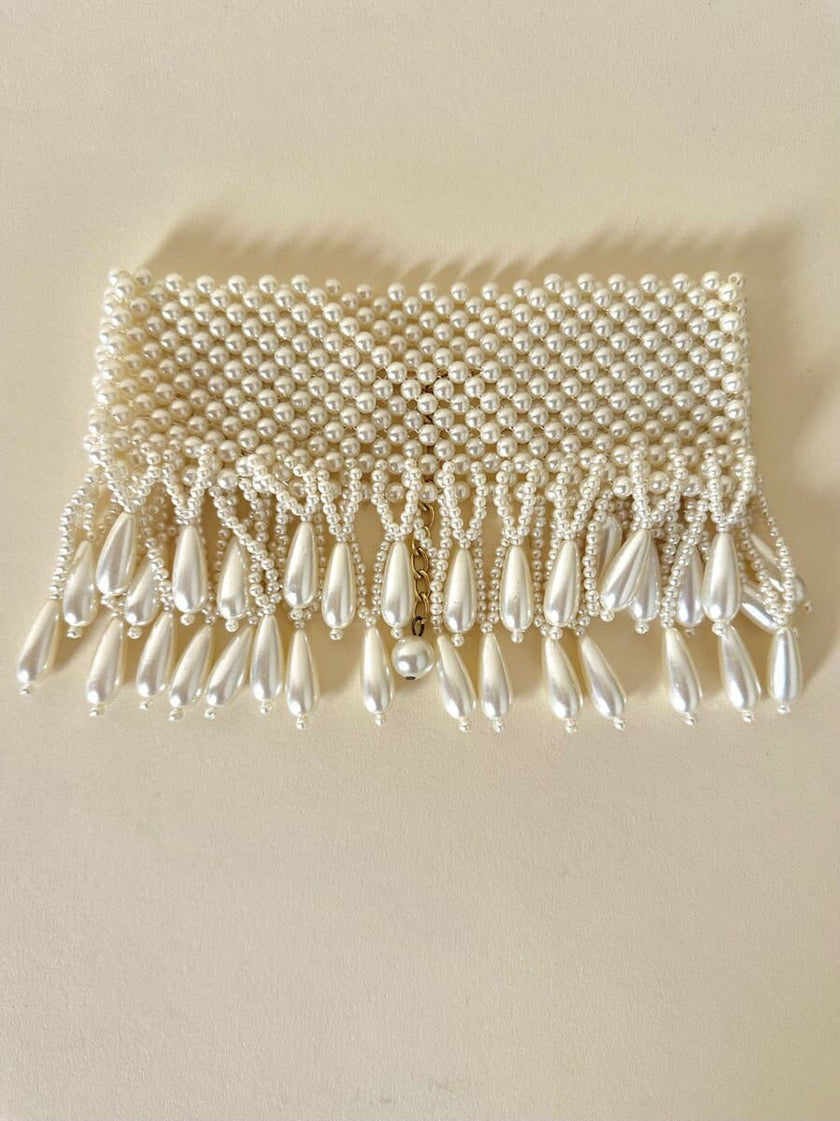Maxi choker di perle bianche