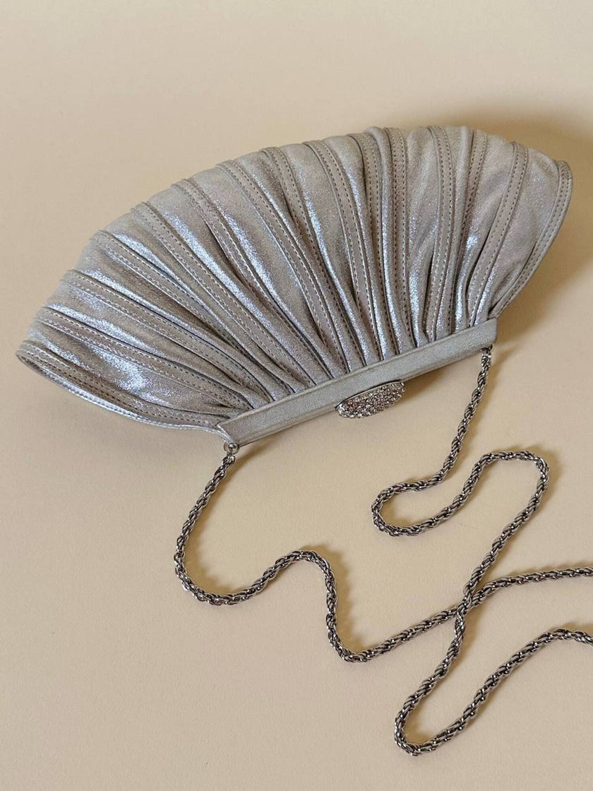Pochette argento con chiusura gioiello e tracolla in carena “Rodo”
