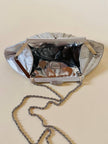 Pochette argento con chiusura gioiello e tracolla in carena “Rodo”