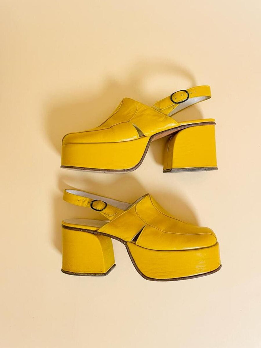 Sabot con platform in pelle giallo senape