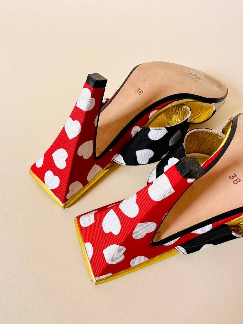Sandali a due fasce in gros grain stampa cuori “Andrea Pifster Couture”