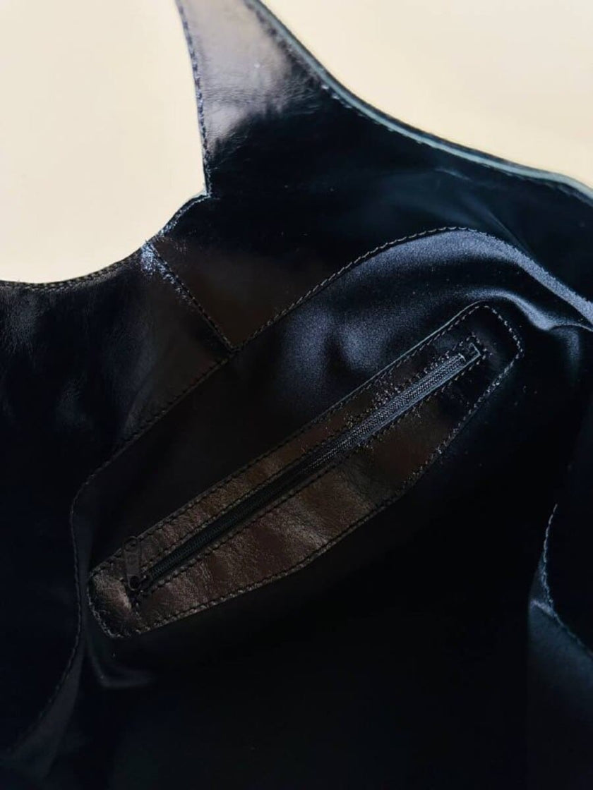 Shopping bag in vernice nera