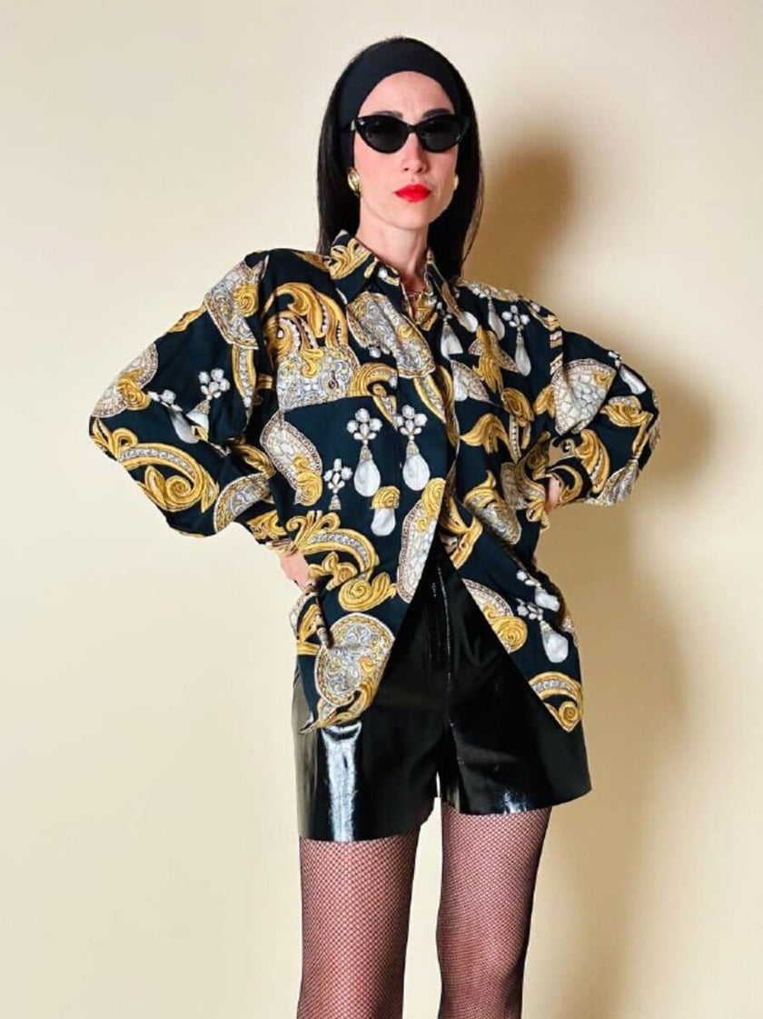 Leather short in vernice nera “Fendi”