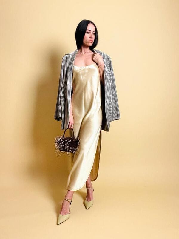 Slip dress in seta champagne by Malizia
