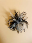 Spilla a fiore in organza avorio e nera