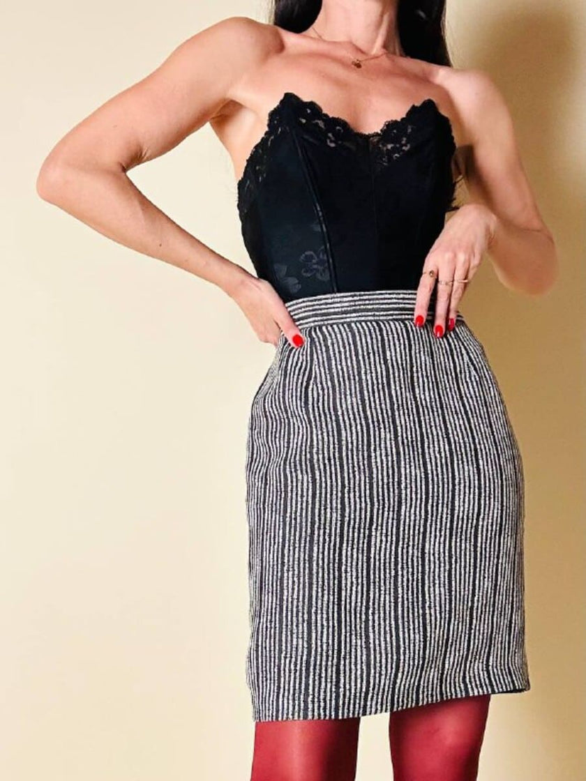 Tailleur a righe bianche e nere “Yves Saint Laurent”