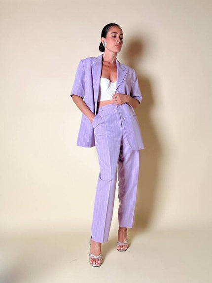 Tailleur giacca/pantalone lilla gessato “C.h.i.c.c.”