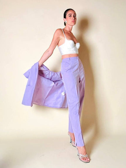 Tailleur giacca/pantalone lilla gessato “C.h.i.c.c.”