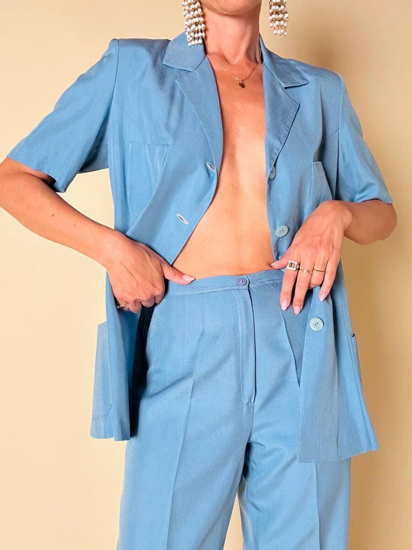 Tailleur sartoriale giacca/pantalone in seta grezza azzurro cielo
