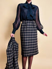 Tailleur “Yves Saint Laurent” in lana a scacchi neri e fango con riporti di velluto