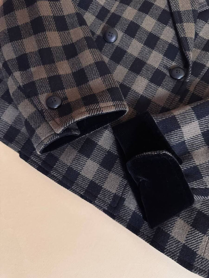 Tailleur “Yves Saint Laurent” in lana a scacchi neri e fango con riporti di velluto