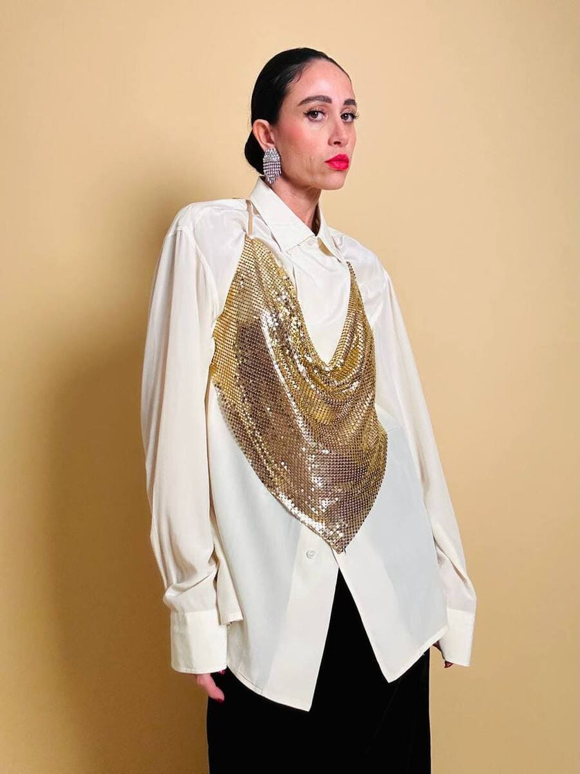 Top vintage a fazzoletto in maglia metallica dorata con lacci in pelle laminata oro