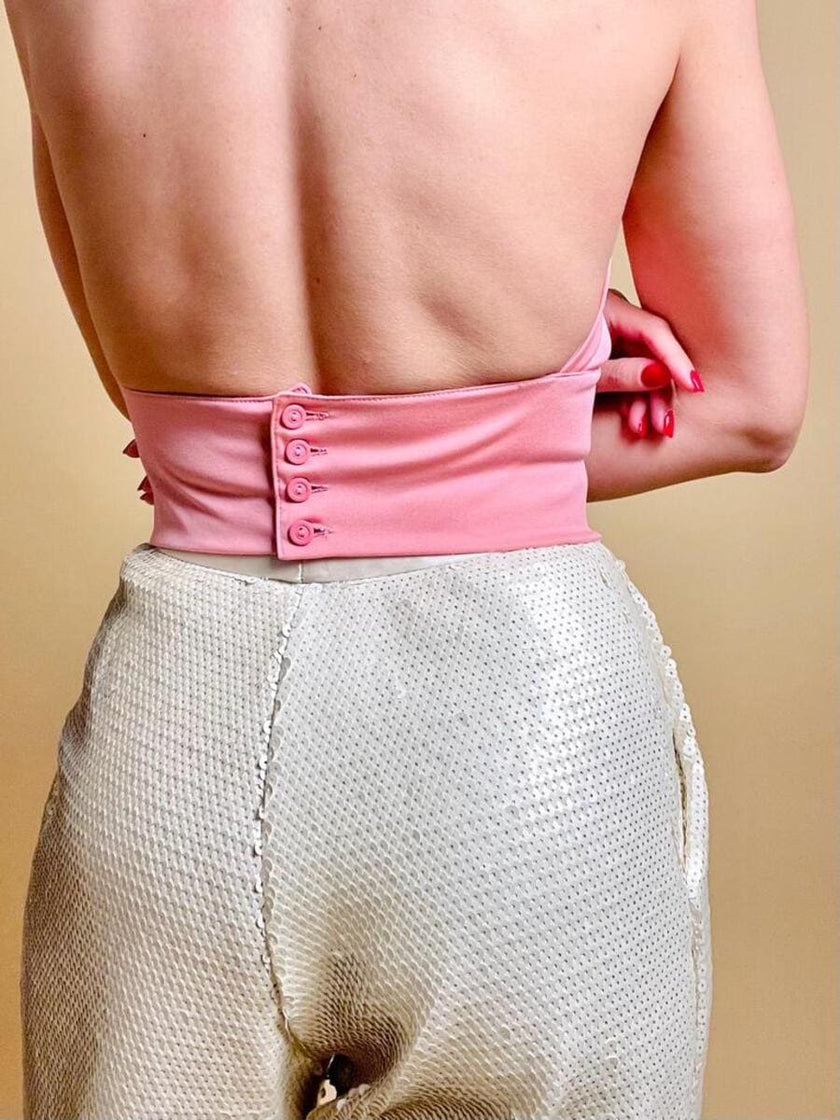 Top rosa con scollo all'americana