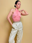 Top rosa con scollo all'americana
