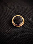 Petite robe noire avec boutons bijoux « Yves Saint Laurent »