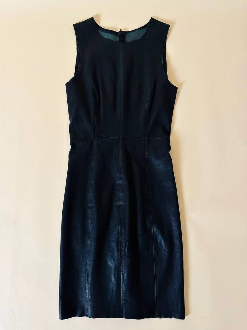Tubino smanicato in pelle nera stretch